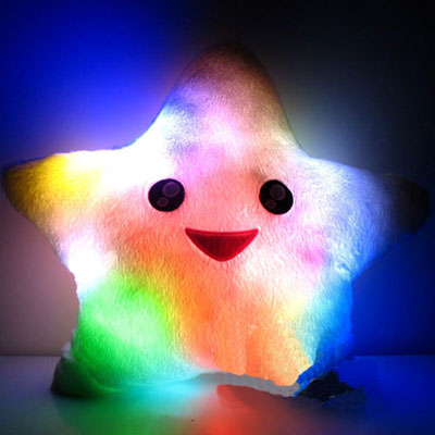 Almohada en forma de estrella con luz LED colorida para niñas y niños